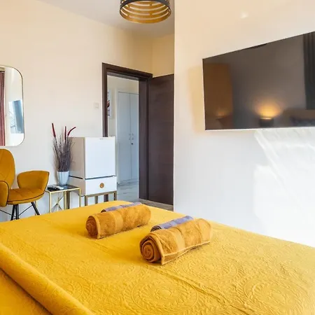 فندق مبيت وإفطار Premium Relax نوفي فينودولسكي