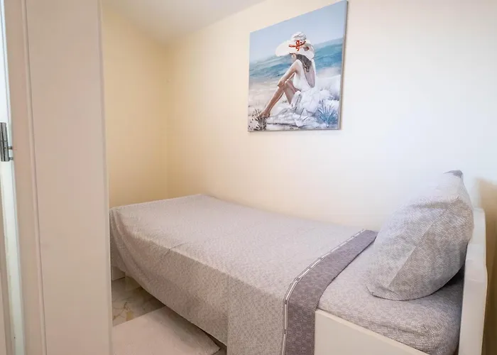 Premium Relax Bed & Breakfast 4*