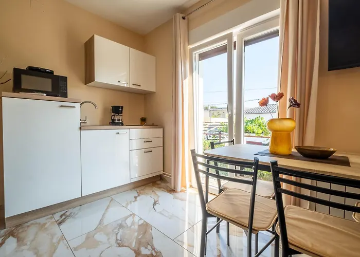 Bed & Breakfast Premium Relax Novi Vinodolski